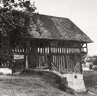 Manoir de la Bruy&egrave;re &mdash; exterior view
